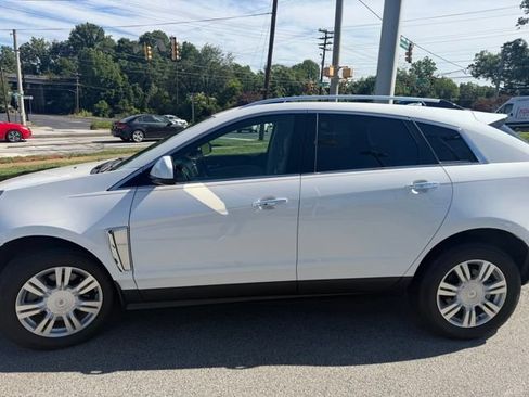 Used 2014 Cadillac SRX Luxury FWD image 17