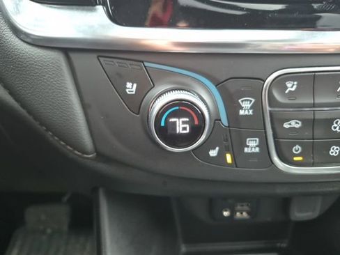 Certified 2024 Chevrolet Traverse High Country image 32