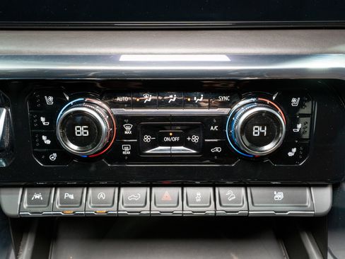 Used 2024 GMC Sierra 1500 Denali Ultimate image 27