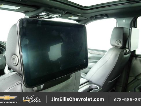 Certified 2023 Chevrolet Tahoe Z71 w/ Z71 Off-Road Package AWD/4WD image 19