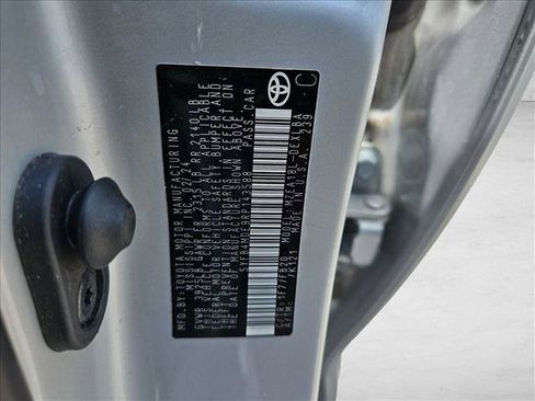 Used 2024 Toyota Corolla LE FWD image 24