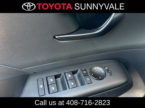 Used 2025 Hyundai Kona SEL AWD/4WD image 15