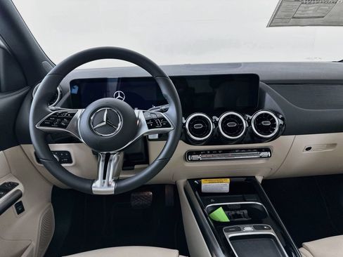 New 2026 Mercedes-Benz GLA 250 image 21