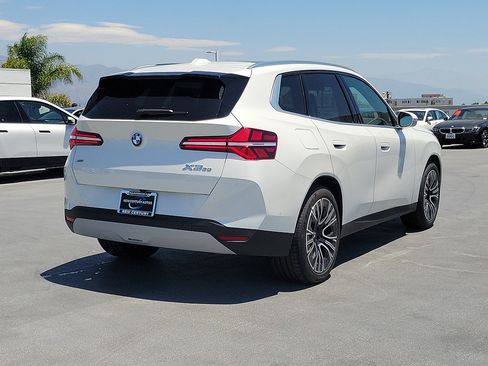 New 2026 BMW X3 xDrive30i w/ Convenience Package AWD/4WD image 3