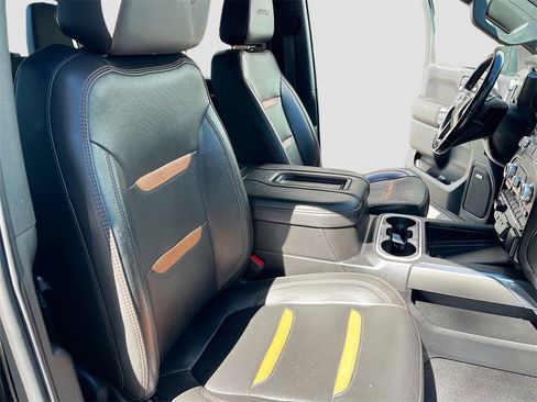 Used 2020 GMC Sierra 1500 AT4 image 30