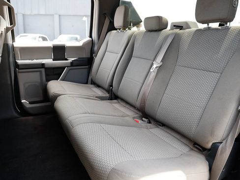 Used 2017 Ford F150 XLT AWD/4WD image 18