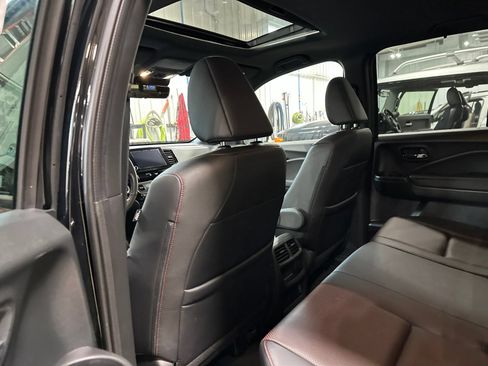 Used 2023 Honda Ridgeline Black Edition image 19