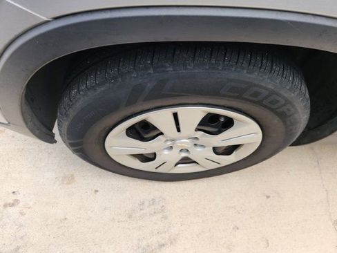 Used 2018 Chevrolet Trax LS image 8