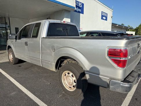 Used 2014 Ford F150 XLT w/ Trailer Tow Package image 5