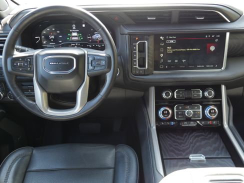 Certified 2022 GMC Yukon Denali w/ Max Trailering Package AWD/4WD image 21