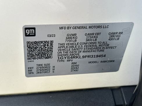 Used 2023 Cadillac Escalade ESV Sport Platinum image 30