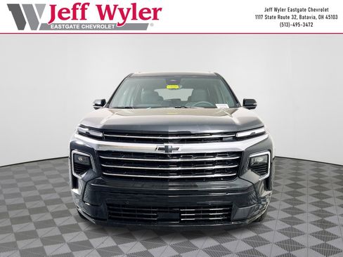 New 2026 Chevrolet Traverse High Country w/ LPO, Floor Liner Package FWD image 29