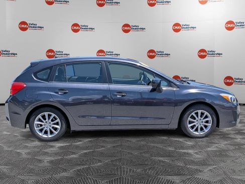 Used 2013 Subaru Impreza 2.0i Premium w/ All-Weather Pkg AWD/4WD image 4