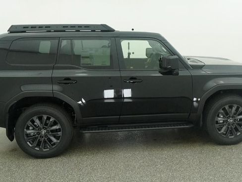 New 2027 Toyota Land Cruiser w/ Premium Package AWD/4WD image 11