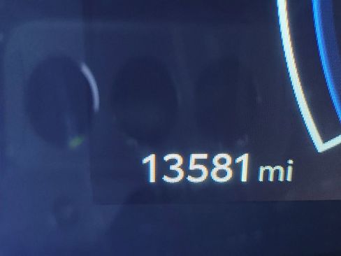 Used 2025 Toyota Camry SE image 27