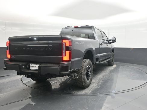 New 2026 Ford F250 Platinum w/ Tremor Off-Road Package image 26