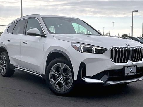 New 2026 BMW X1 xDrive28i image 2