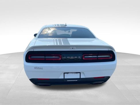 Used 2019 Dodge Challenger R/T Scat Pack w/ Shaker Package RWD image 4