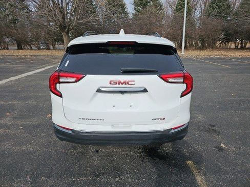 Used 2024 GMC Terrain AT4 w/ Infotainment Package II image 5