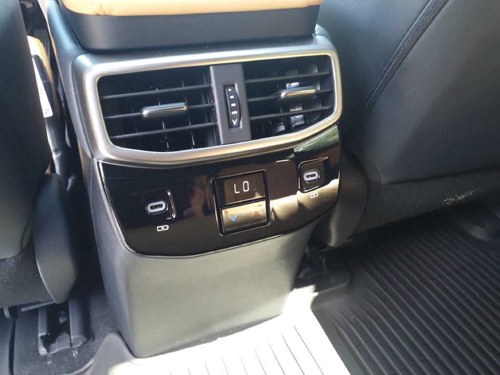 Used 2026 Lexus RX 350 Premium Plus w/ Convenience Package AWD/4WD image 23