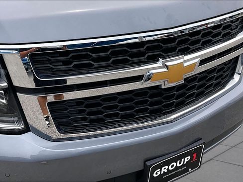 Used 2020 Chevrolet Tahoe LT w/ Luxury Package RWD image 31