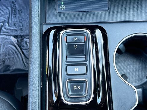 Used 2023 Honda Pilot Touring image 17