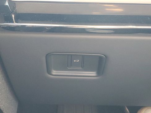 Used 2024 Land Rover Range Rover Sport Dynamic SE image 30