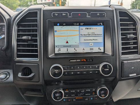 Used 2018 Ford Expedition Limited AWD/4WD image 16