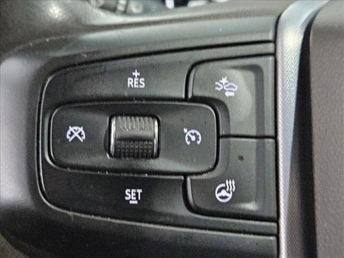 Used 2020 GMC Sierra 1500 SLT image 16