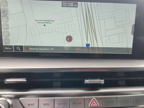 Used 2025 Kia Telluride S FWD image 16