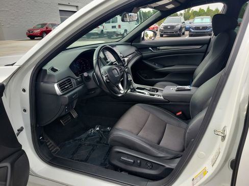Used 2020 Honda Accord Sport image 15