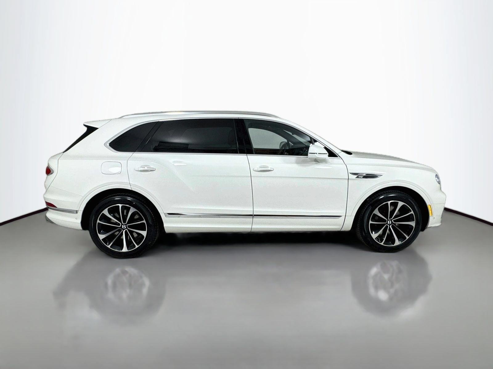 Certified 2023 Bentley Bentayga Extended Wheelbase AWD/4WD image 9