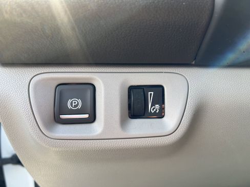 Used 2019 GMC Acadia SLT image 28