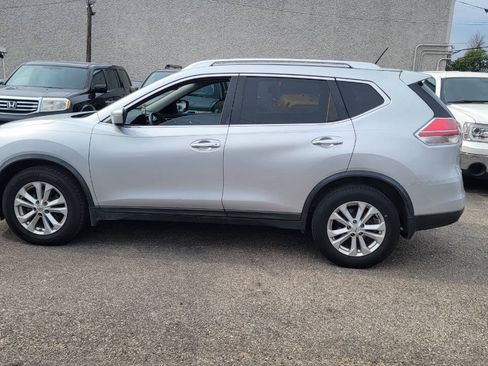 Used 2015 Nissan Rogue SV FWD image 17