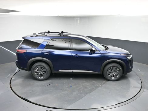 New 2026 Nissan Pathfinder SV image 39