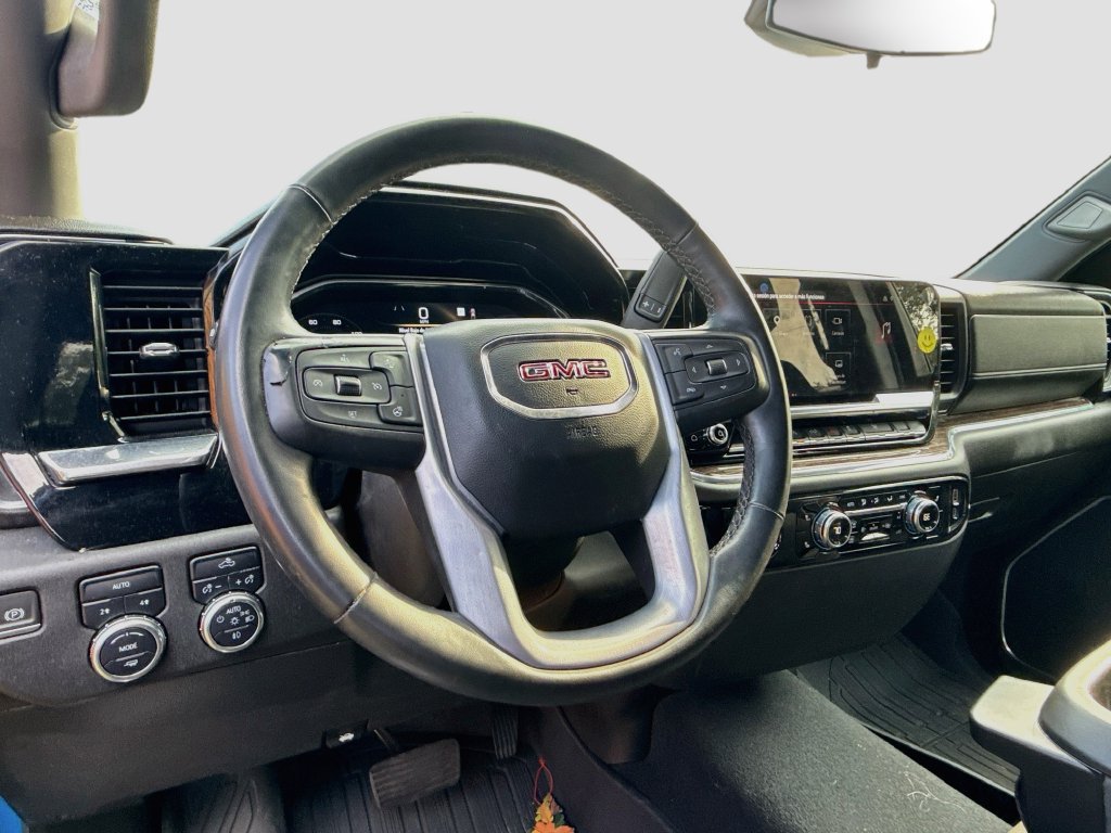 Used 2023 GMC Sierra 1500 Elevation AWD/4WD image 12
