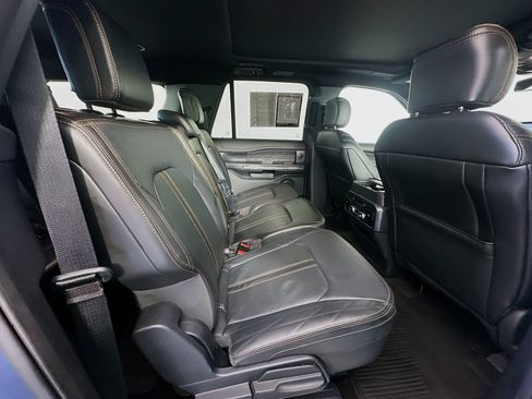 Used 2022 Ford Expedition Max Platinum AWD/4WD image 31