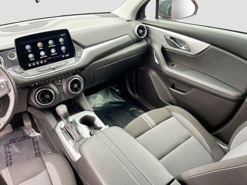 Used 2024 Chevrolet Blazer LT w/ Midnight/Sport Edition FWD image 22