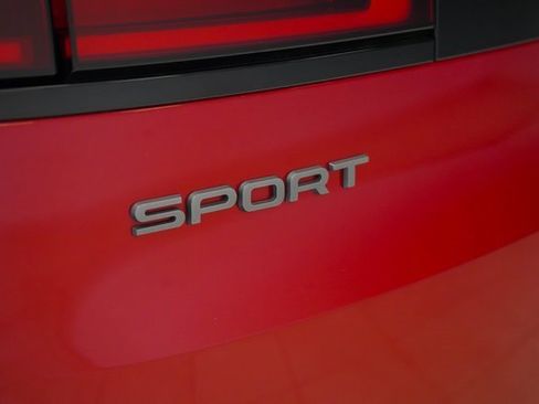 Used 2023 Land Rover Range Rover Sport SE image 13