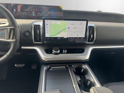 New 2026 Ford Expedition Max Platinum w/ Driver's Package image 13