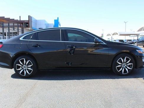 Used 2024 Chevrolet Malibu RS FWD image 2