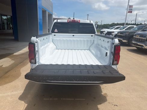New 2026 Chevrolet Colorado LT w/ LT Convenience Package AWD/4WD image 6