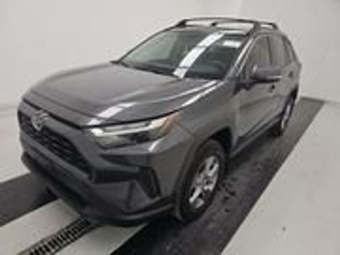 Used 2024 Toyota RAV4 XLE image 3
