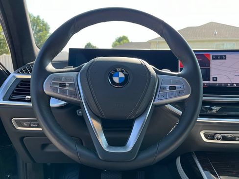 Used 2026 BMW X7 xDrive40i AWD/4WD image 34