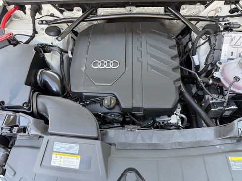 Used 2023 Audi Q5 2.0T Premium w/ Convenience Package AWD/4WD image 30