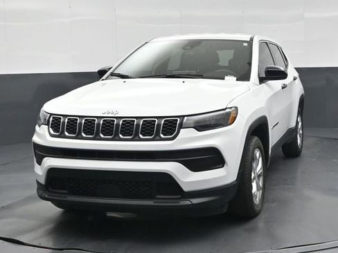 Used 2025 Jeep Compass Sport AWD/4WD image 11