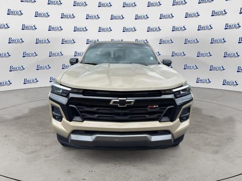 Used 2024 Chevrolet Colorado Z71 w/ Z71 Convenience Package 2 AWD/4WD image 2