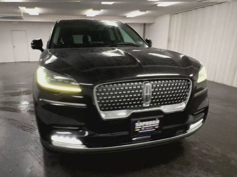 Used 2020 Lincoln Aviator Reserve w/ Equipment Group 201A AWD/4WD image 3