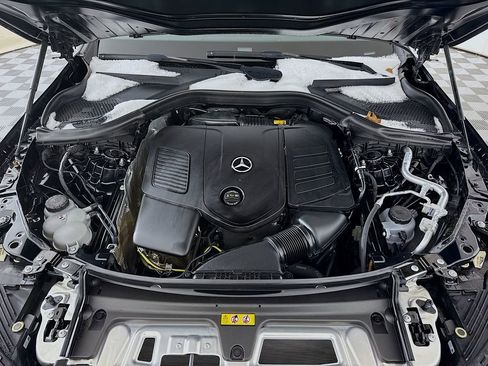 Used 2024 Mercedes-Benz GLC 300 4MATIC image 29