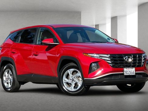 Used 2022 Hyundai Tucson SE w/ Cargo Package image 2